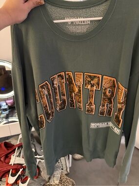 Morgan Wallen sweatshirt